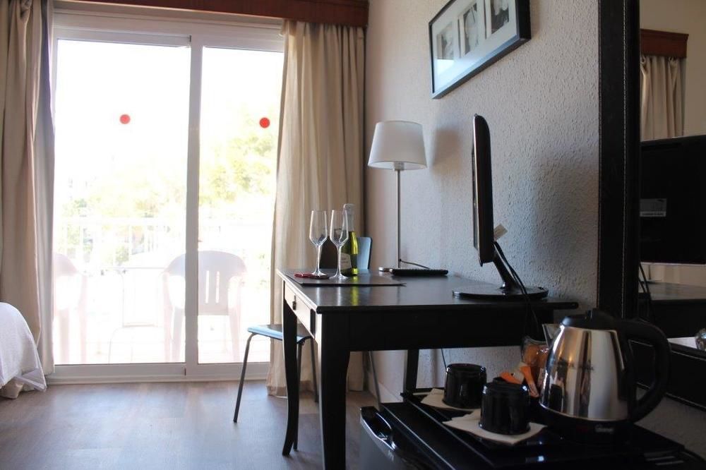 Hostal Jakiton Palmanova Dış mekan fotoğraf