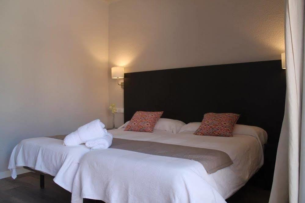 Hostal Jakiton Palmanova Dış mekan fotoğraf