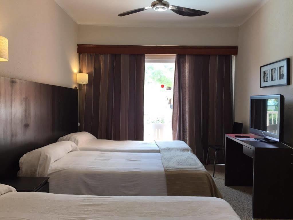 Hostal Jakiton Palmanova Dış mekan fotoğraf