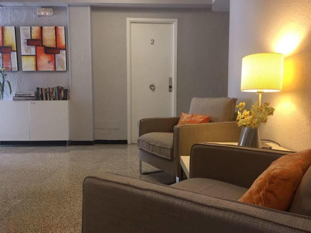 Hostal Jakiton Palmanova Dış mekan fotoğraf